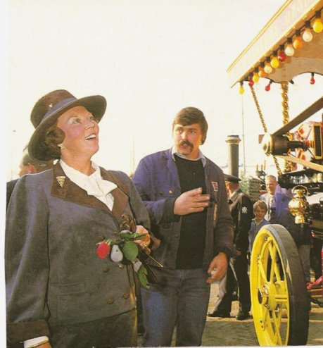 Koningin Beatrix en George Kwekel; www.Kwekel- Evenementen.nl