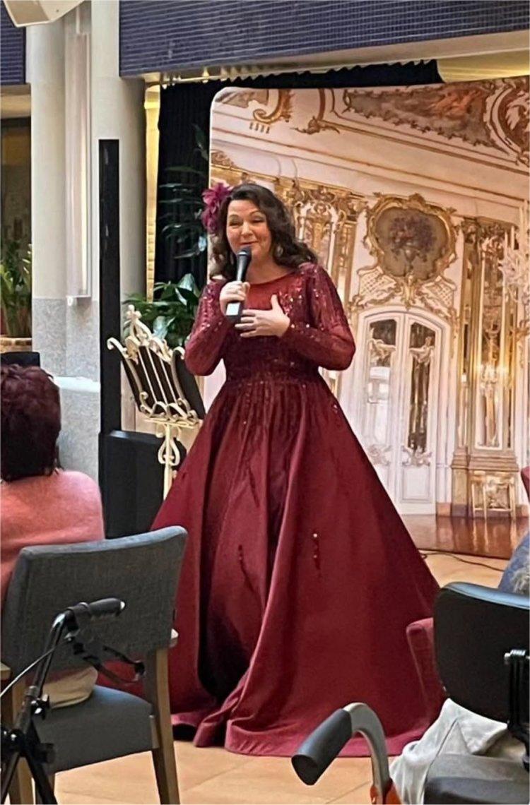 Serenade boekt u bij www.zorg-artiesten.nl