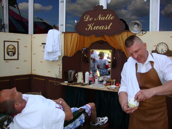 nostalgische barbier info@zorg-artiesten.nl